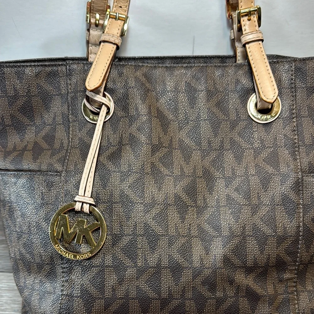 Michael Kors elegant tote